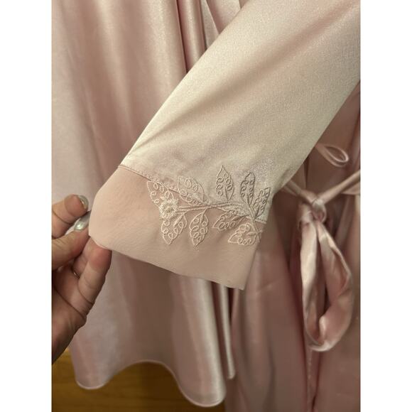 MORGAN TAYLOR INTIMATES 2Pc Matching Robe & Nightie Pink Small Sequins Floral - Picture 3 of 9